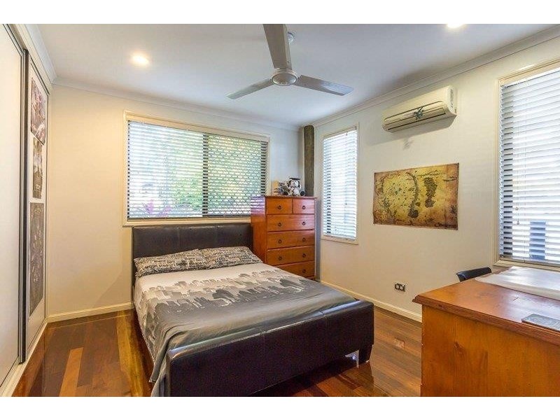 9 Sunrise Place, Blacks Beach QLD 4740