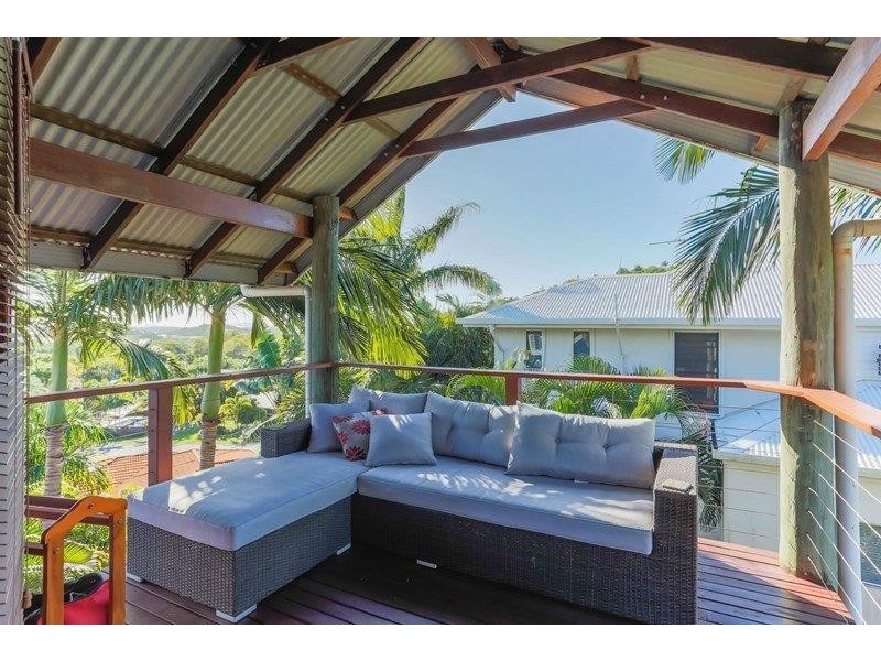 9 Sunrise Place, Blacks Beach QLD 4740