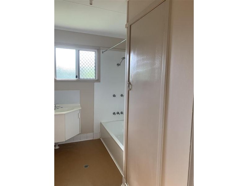 34 Utah Avenue, Sarina QLD 4737