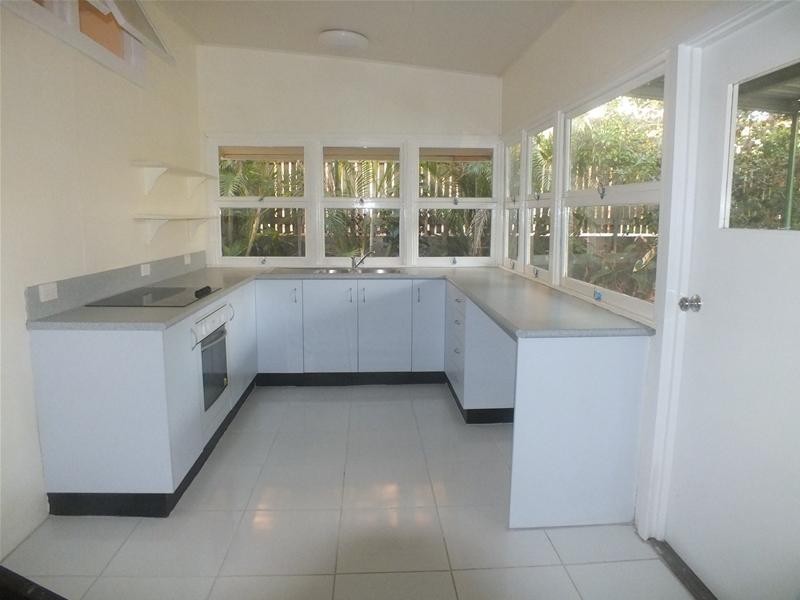 15 Cooper Avenue, Campwin Beach QLD 4737