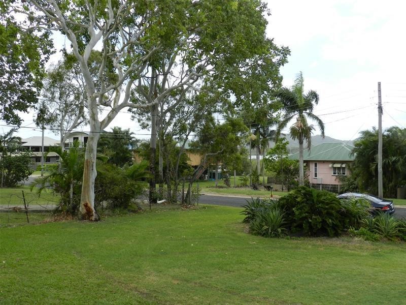 7 Morris Street, Campwin Beach QLD 4737