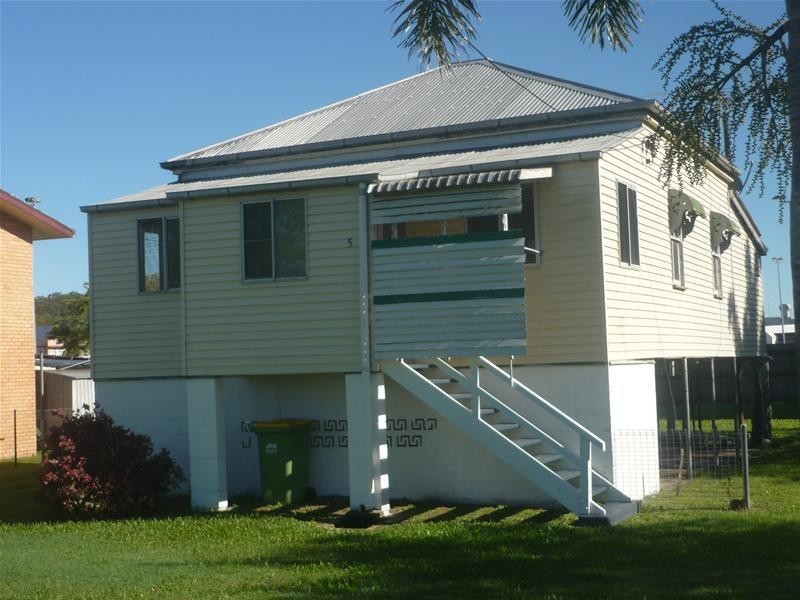 5 Brewers Road, Sarina QLD 4737