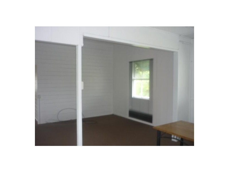 5 Brewers Road, Sarina QLD 4737