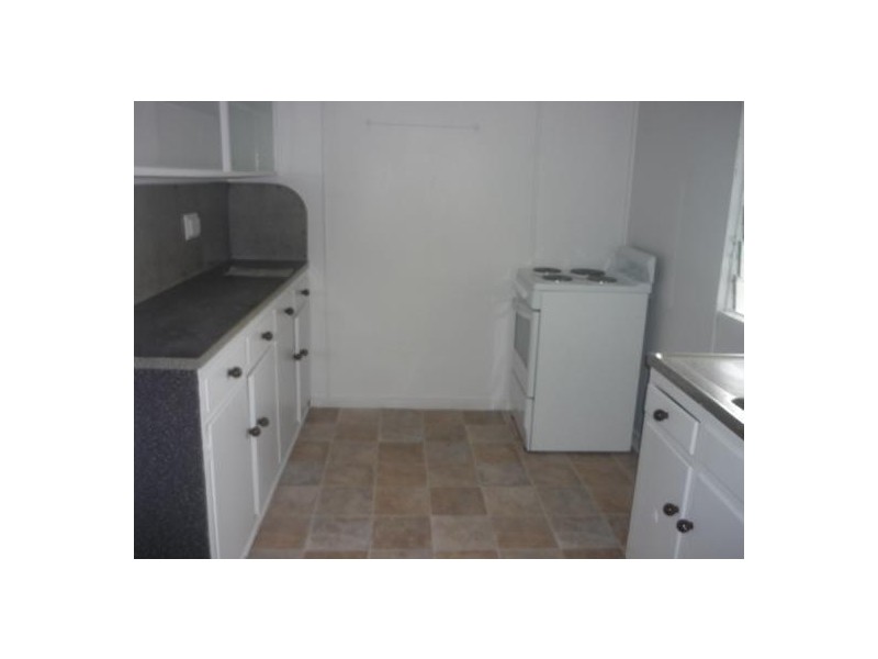 5 Brewers Road, Sarina QLD 4737