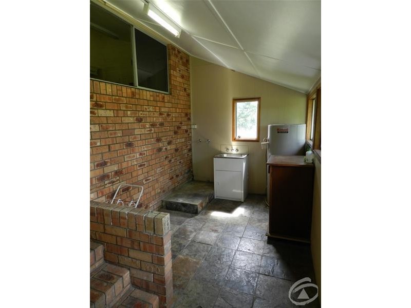 68 Crouchs Road, Chelona QLD 4740