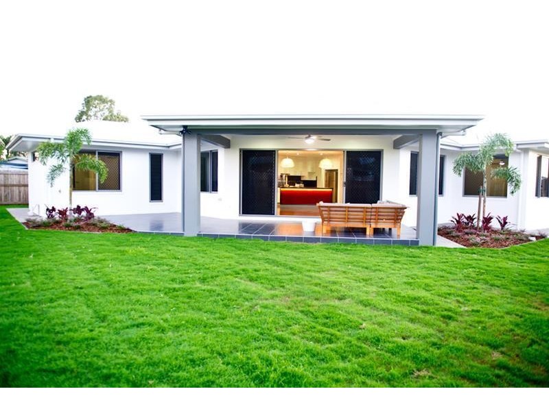 24 Pacific Avenue, Sarina QLD 4737