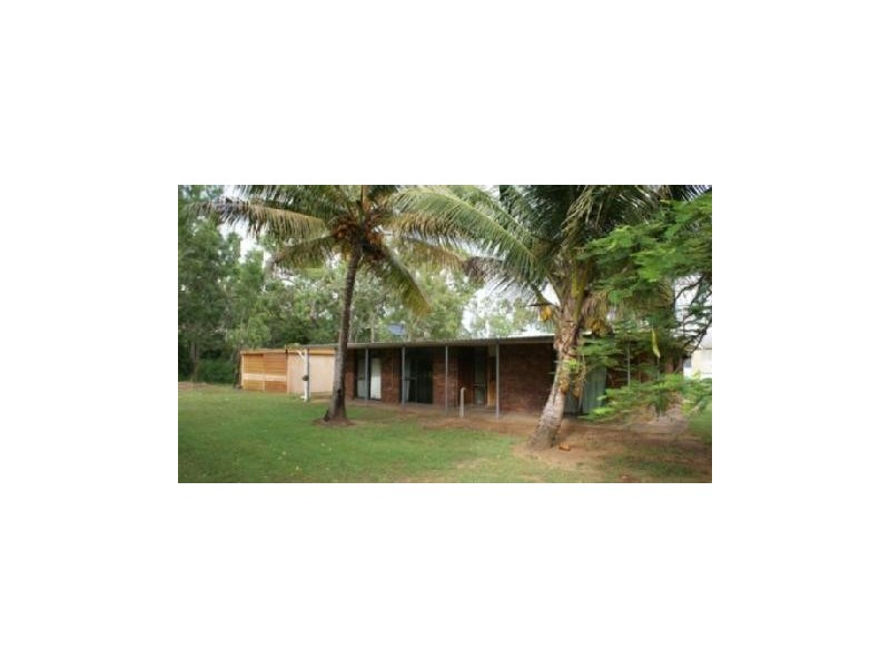 30 Grasstree Beach Road, Grasstree Beach QLD 4740
