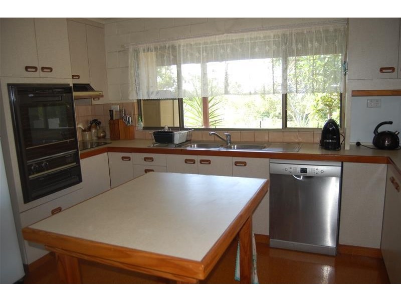 100 Droughtmaster Drive, Hay Point QLD 4740