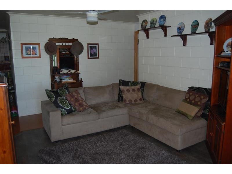 100 Droughtmaster Drive, Hay Point QLD 4740