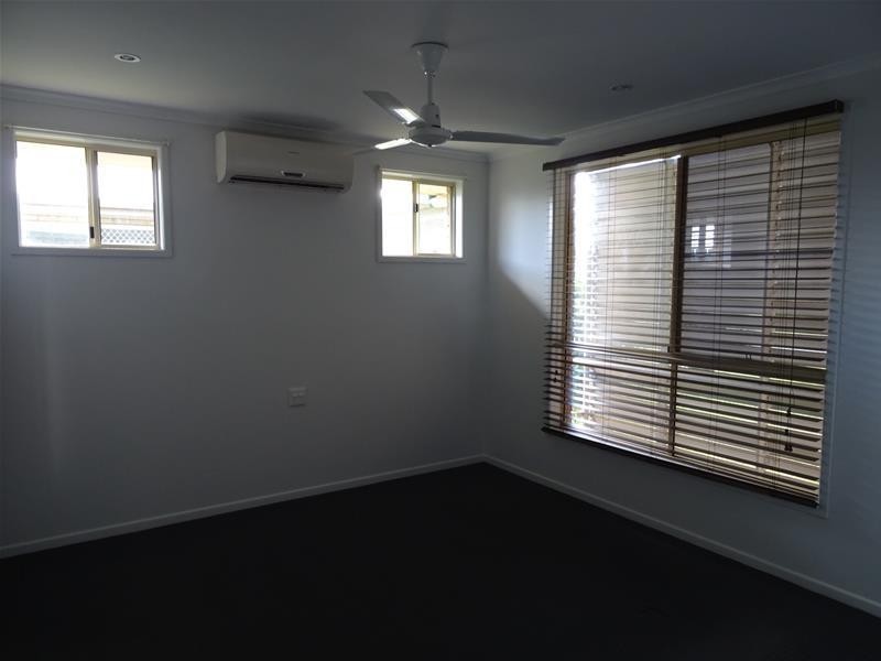 35 Cemetery Road, Sarina QLD 4737