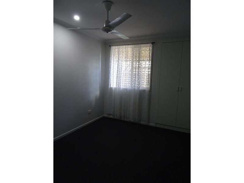 35 Cemetery Road, Sarina QLD 4737