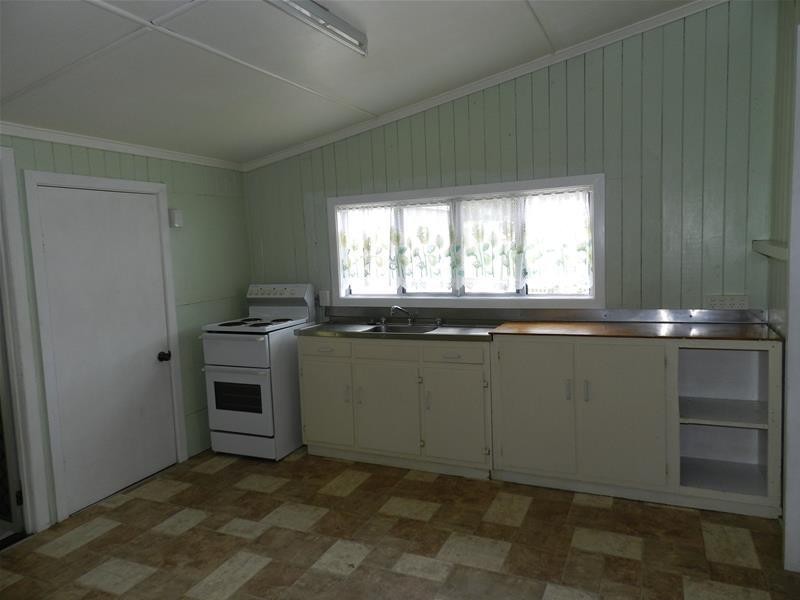 13 Langdon Street, Sarina QLD 4737