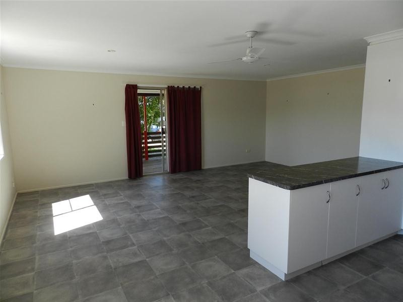 32 Maralyn Avenue, Grasstree Beach QLD 4740