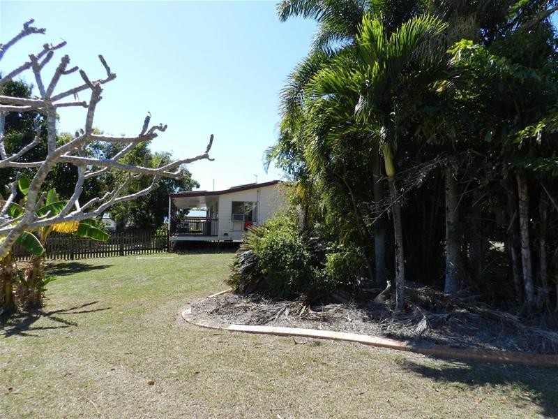 32 Maralyn Avenue, Grasstree Beach QLD 4740