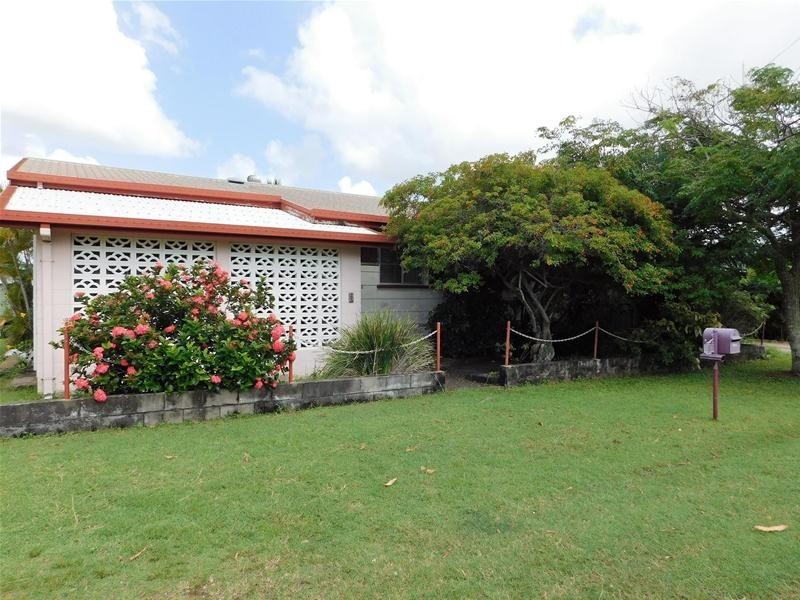 5 Poole Street, Sarina Beach QLD 4737