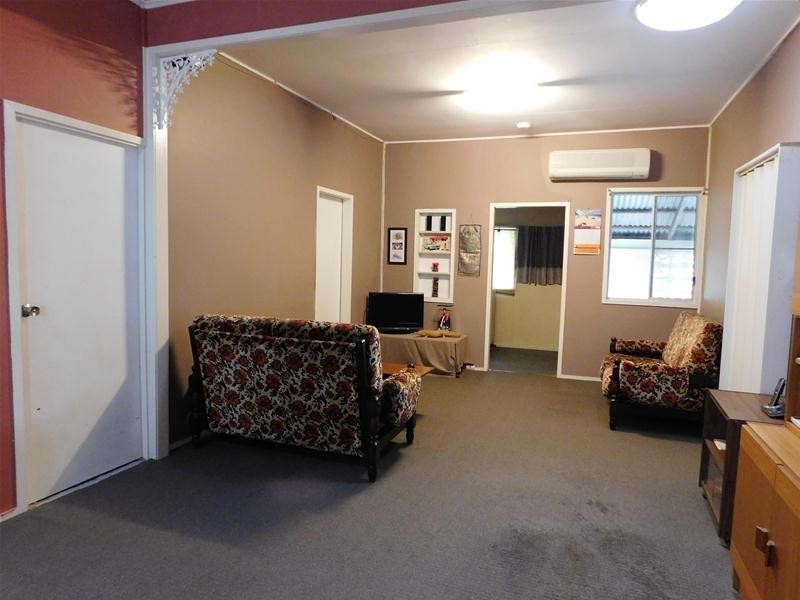 5 Poole Street, Sarina Beach QLD 4737