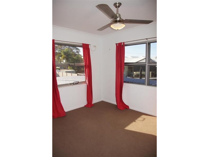 65 Cooper Avenue, Campwin Beach QLD 4737