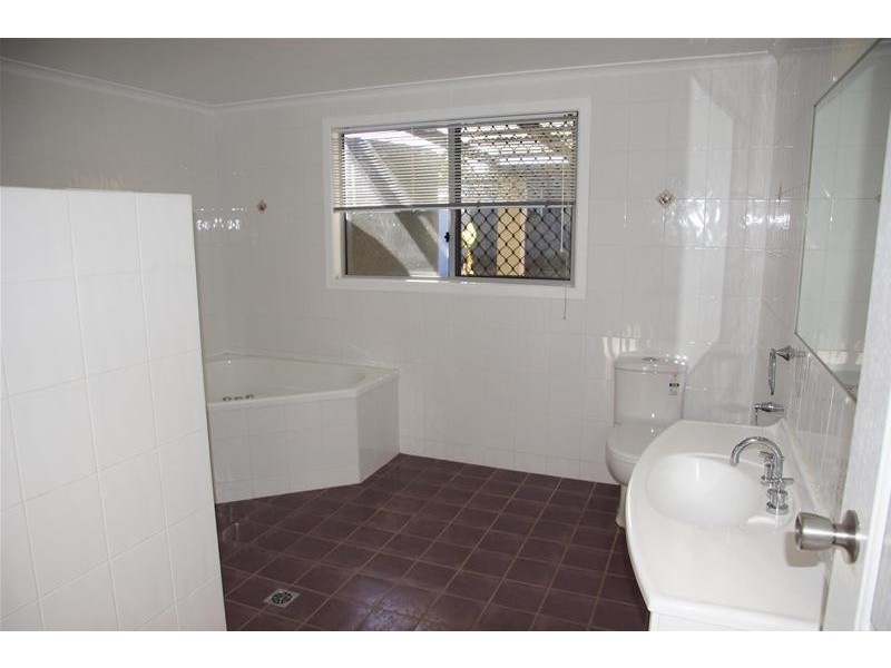 65 Cooper Avenue, Campwin Beach QLD 4737