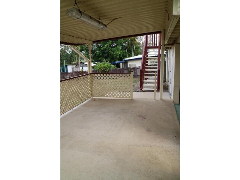 148 Broad Street, Sarina QLD 4737