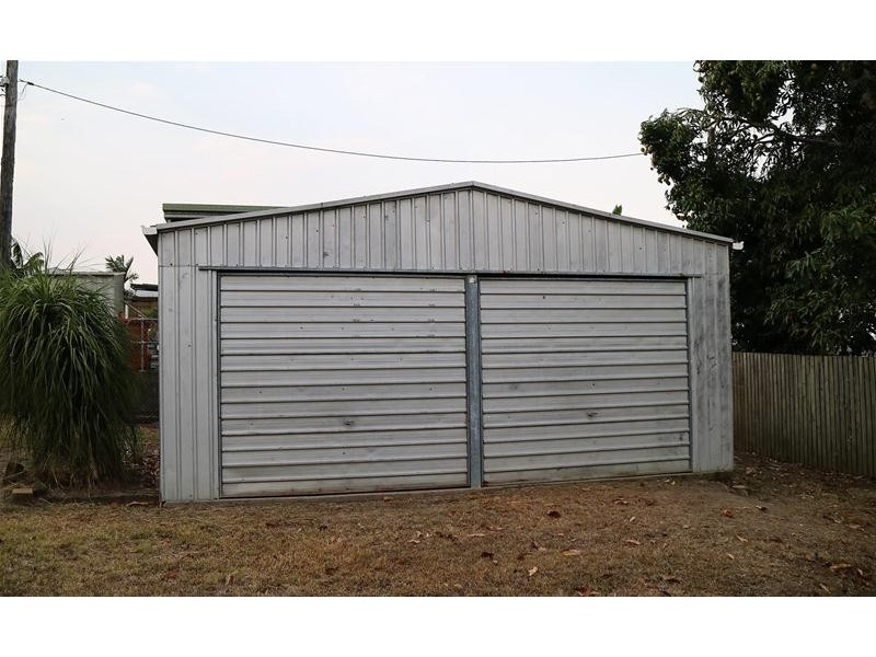 148 Broad Street, Sarina QLD 4737