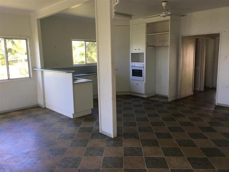 128 Edmunds Avenue, Hay Point QLD 4740