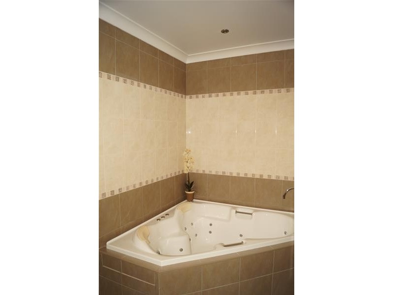 73 Johnson Road, Koumala QLD 4738