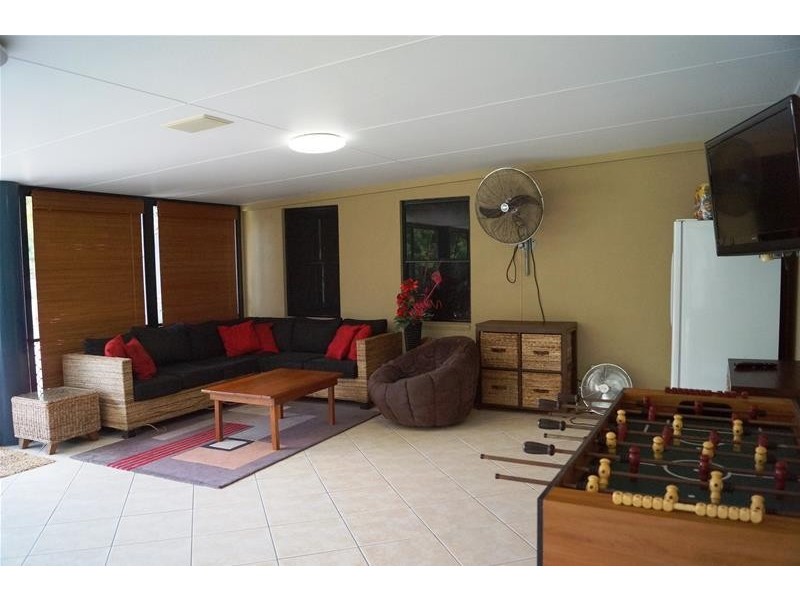 73 Johnson Road, Koumala QLD 4738