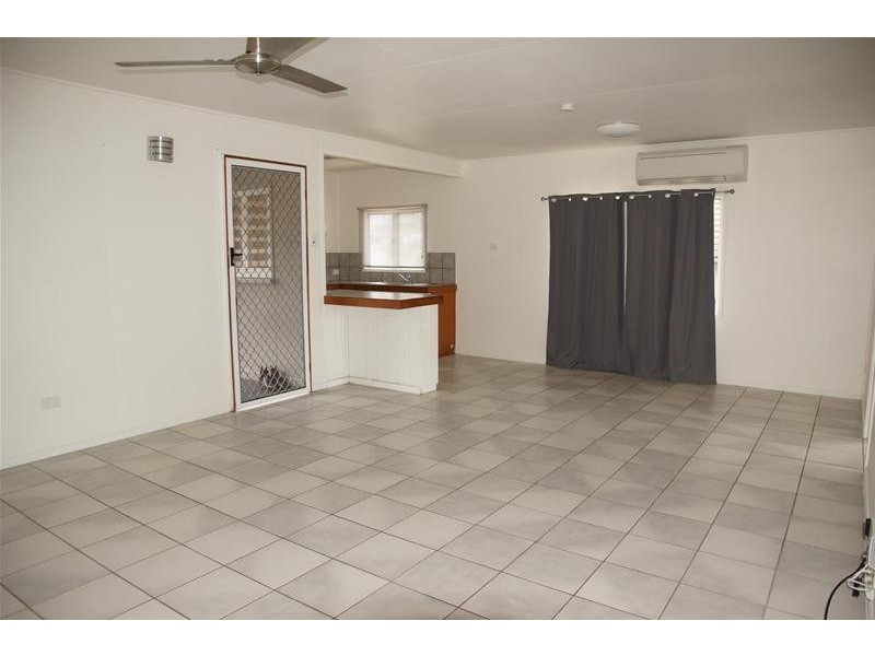 79 Zelma Street, Grasstree Beach QLD 4740