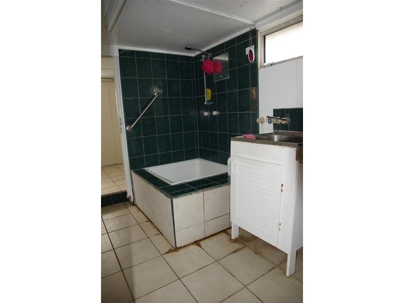 79 Zelma Street, Grasstree Beach QLD 4740