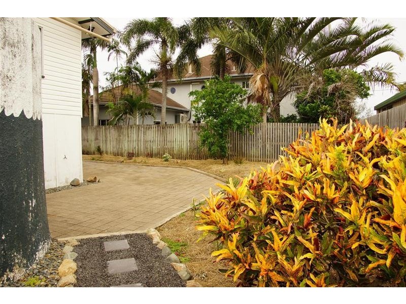 79 Zelma Street, Grasstree Beach QLD 4740