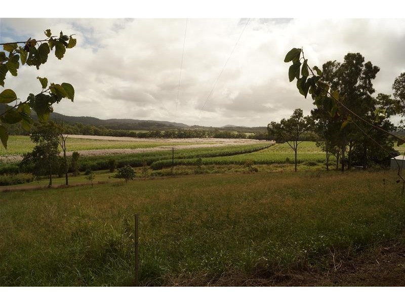 53 Muller Road, Sarina QLD 4737