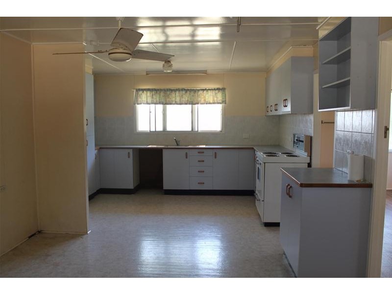 1697 Bolingbroke  Road, Koumala QLD 4738