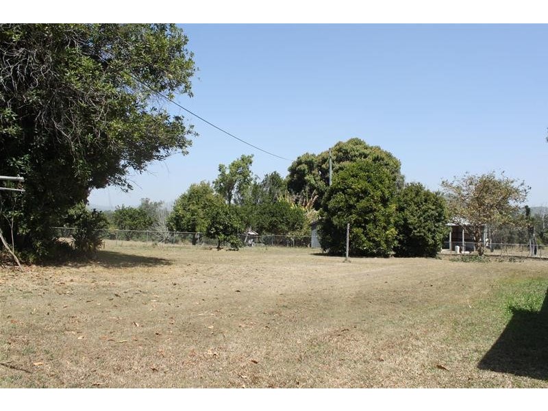 1697 Bolingbroke  Road, Koumala QLD 4738