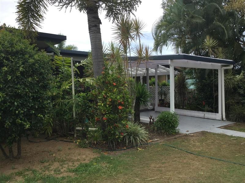 4  Michael  Avenue, Sarina QLD 4737