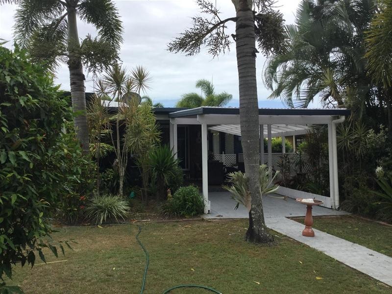 4  Michael  Avenue, Sarina QLD 4737