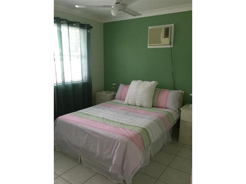 4  Michael  Avenue, Sarina QLD 4737