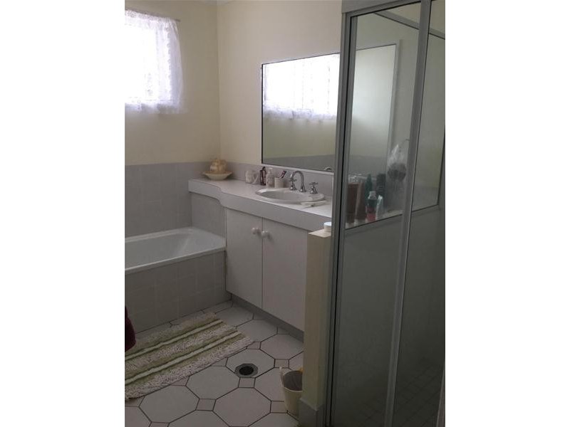 4  Michael  Avenue, Sarina QLD 4737