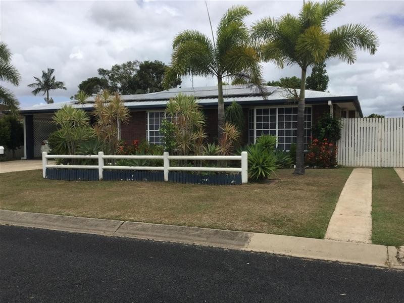 4  Michael  Avenue, Sarina QLD 4737