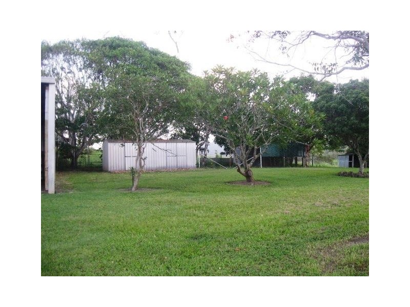 95 Ventons Road, Sarina QLD 4737