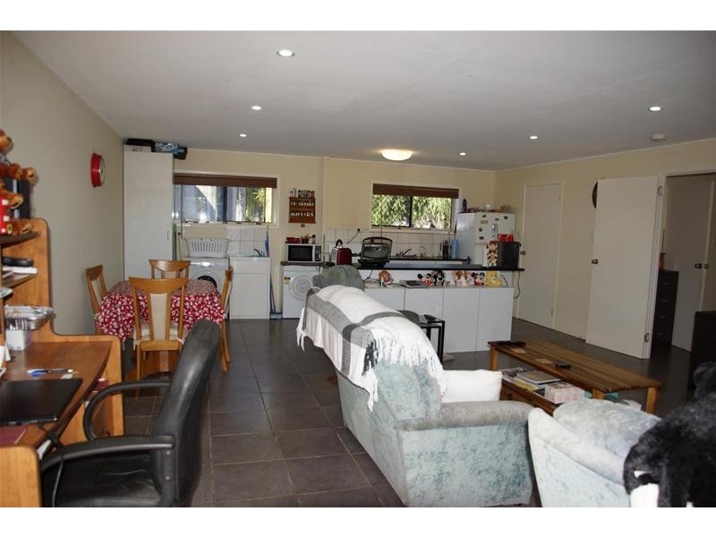 6 Fleetwood Court, Freshwater Point QLD 4737