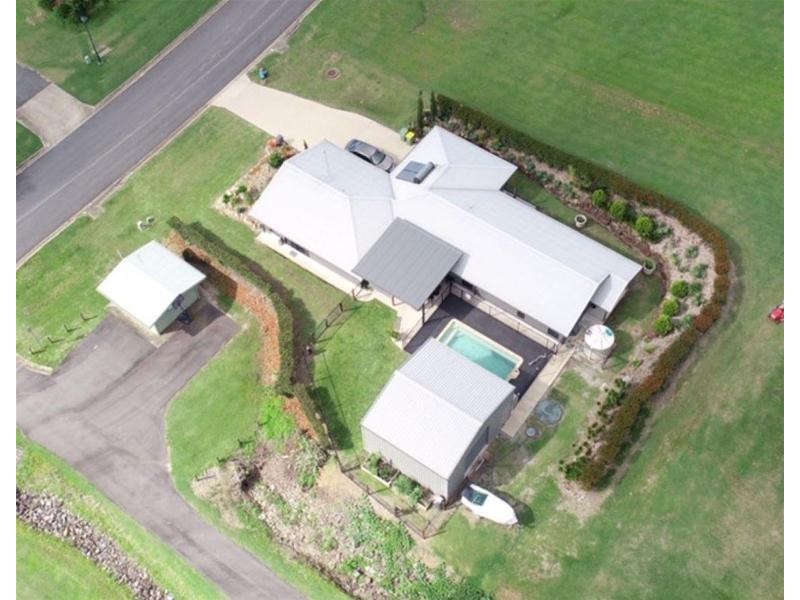 30 Aviland Drive, Seaforth QLD 4741