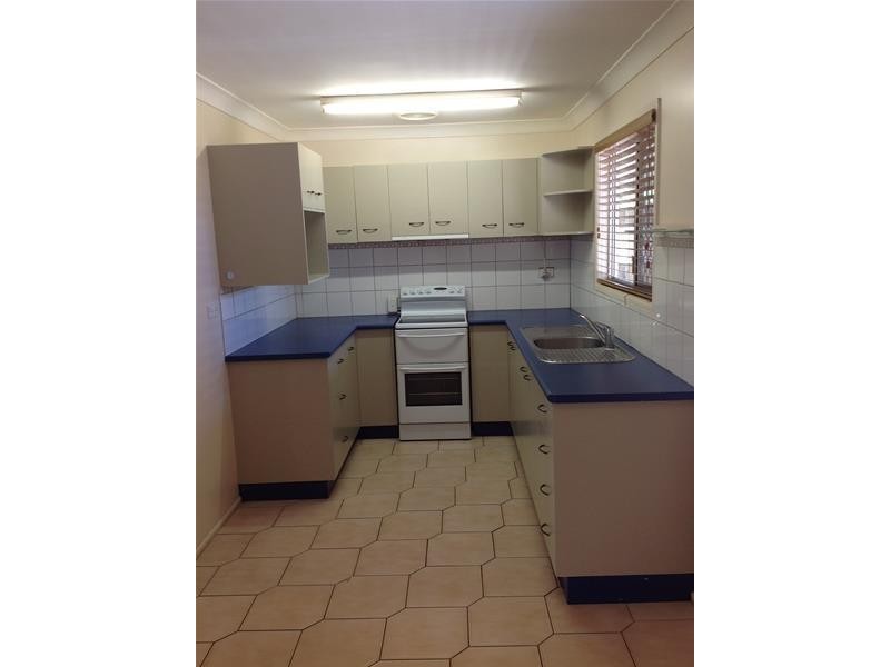 11 Hans Christian Street, Sarina QLD 4737