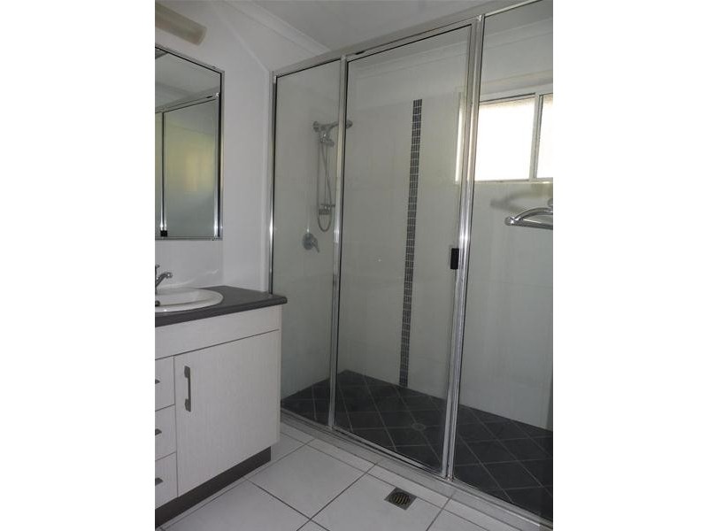 36 Broomdykes Drive, Beaconsfield QLD 4740