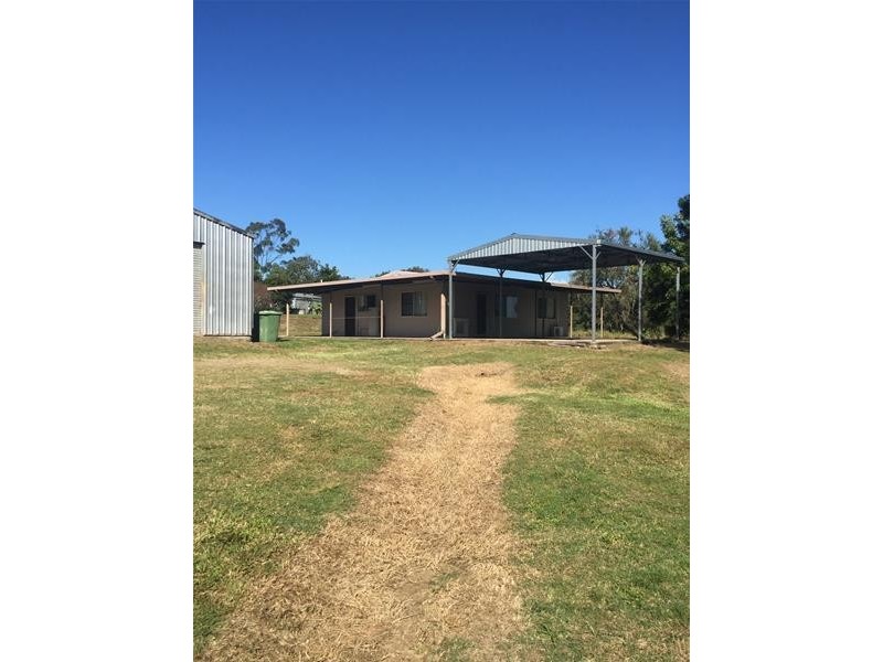 2 Blakeley Road, Sarina QLD 4737