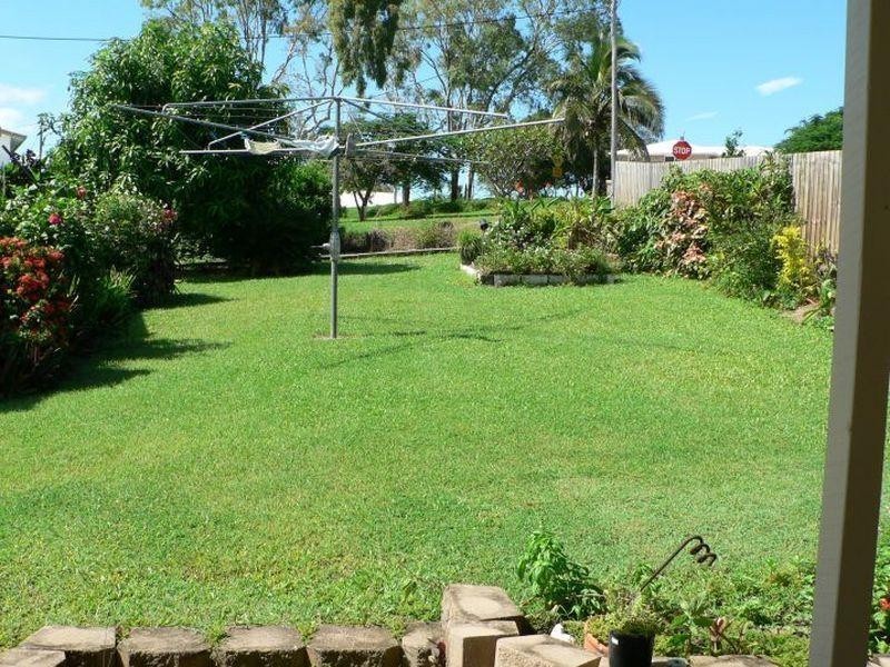 7 Brooksfield Drive, Sarina Beach QLD 4737