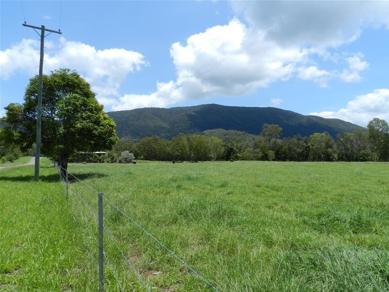 164 Sands Road, Koumala QLD 4738