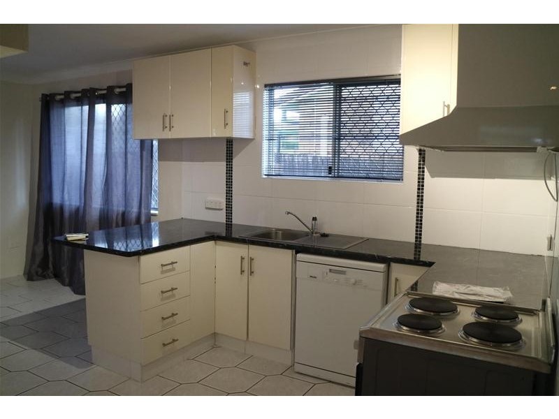 16 Pardoe Street, Bucasia QLD 4750