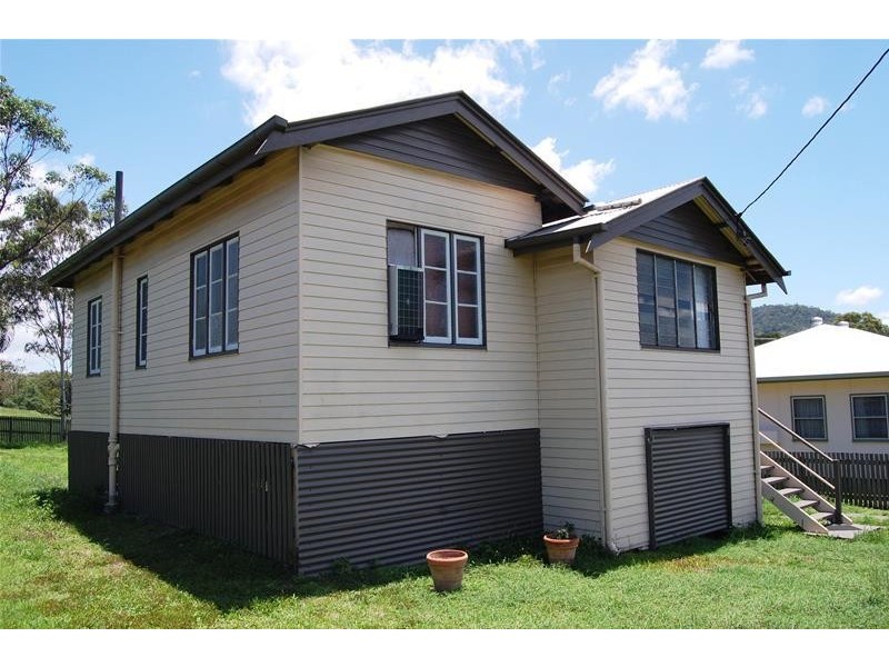 23 Mill Street, Sarina QLD 4737