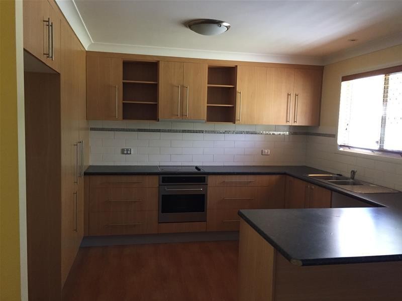 5 Baker Street, Nebo QLD 4742