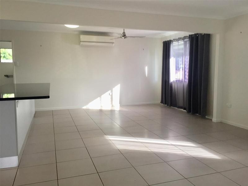 31 Downing Street, Ooralea QLD 4740